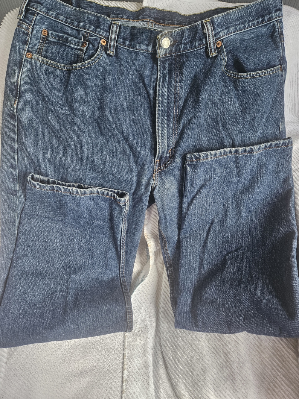 Levi's Men's Dark Blue Relaxed Fit Jeans